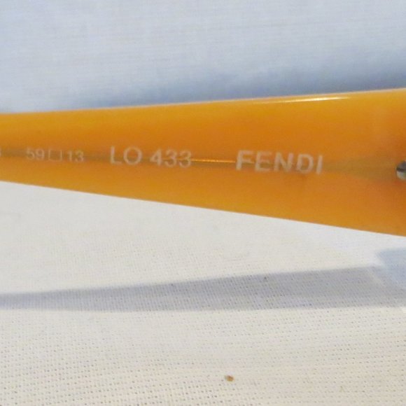 FENDI LO 433 Unisex Sunglasses 59-13-135 main image 4